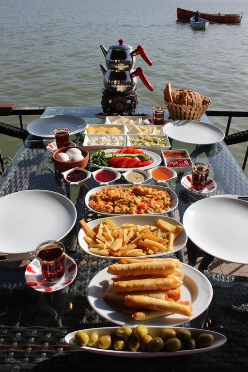 Bed and Breakfast Faik Bey Konagi à Golyazi Extérieur photo